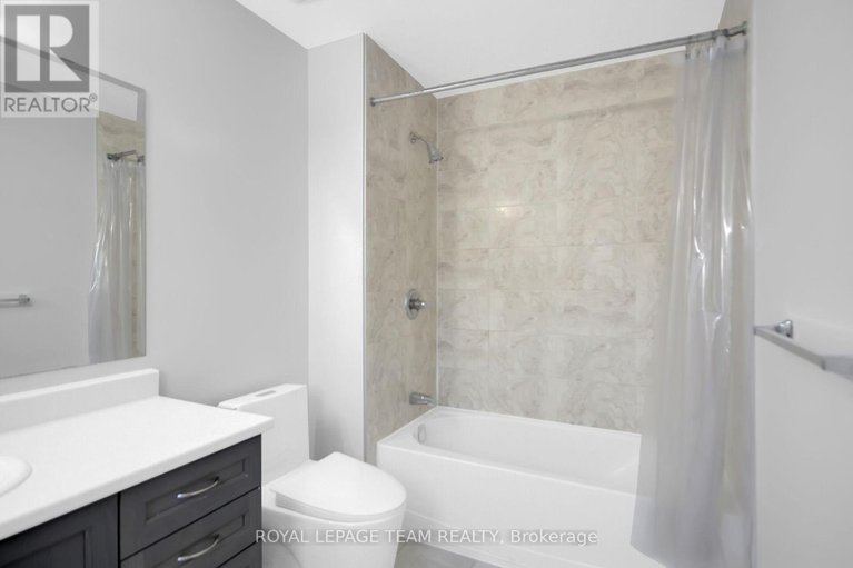 28243617/605-lauraleaf-crescent/half-moon-bay/ottawa/ontario/K2J6G7_29