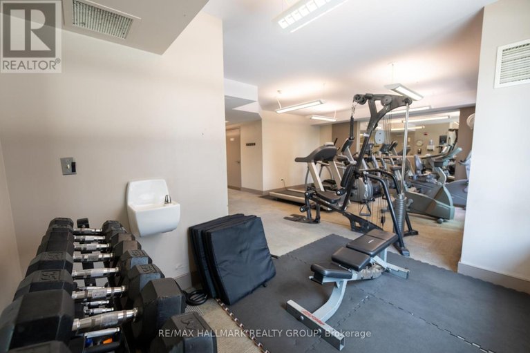 29642521/1007-200-besserer-street/sandy-hill/ottawa/ontario/K1N0A7_27