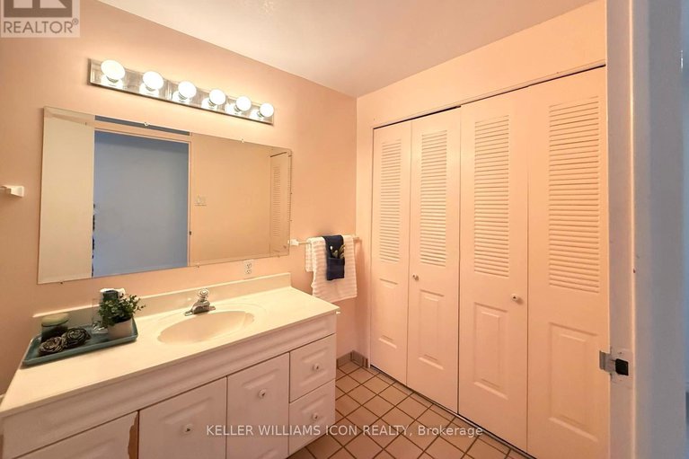 29207629/702-960-teron-road/beaverbrook/ottawa/ontario/K2K2B6_30