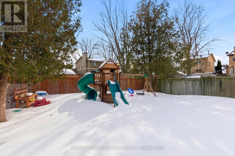 29434005/49-liston-crescent/katimavik/ottawa/ontario/K2L2W3_36