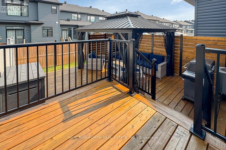 29138542/333-joshua-street/mer-bleuebradley-estatesanderson-park/ottawa/ontario/K1W0N7_34