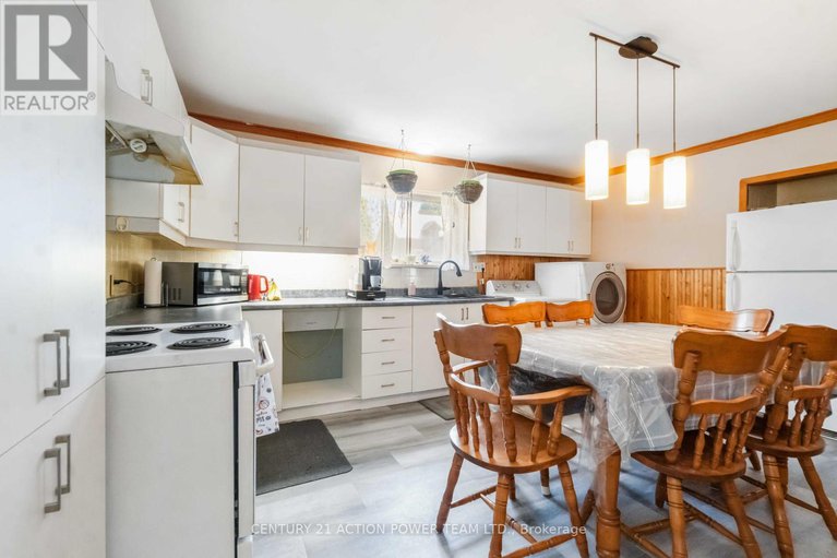 28888817/4975-st-paul-street/east-hawkesbury-twp/hawkesbury/ontario/K0B1P0_13