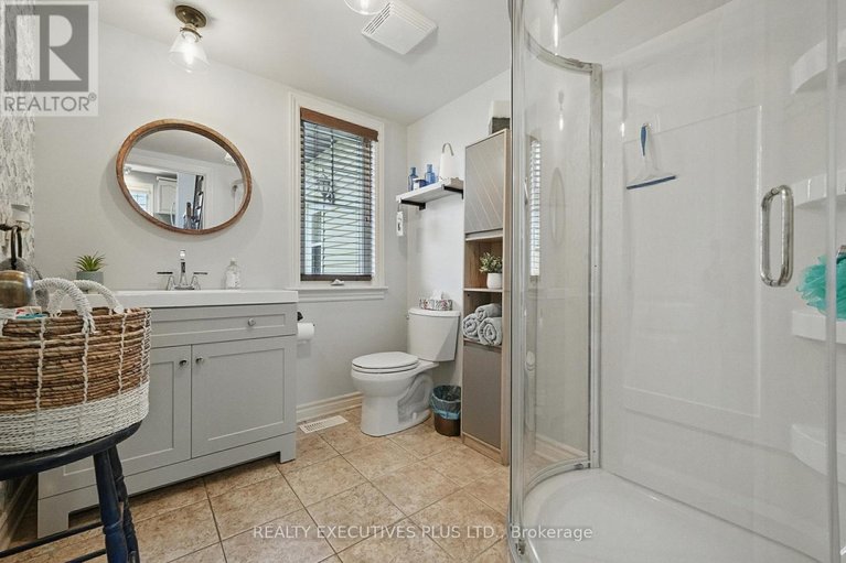 29510605/2709-sylvain-street/town-of-rockland/clarence-rockland/ontario/K4K1S6_27