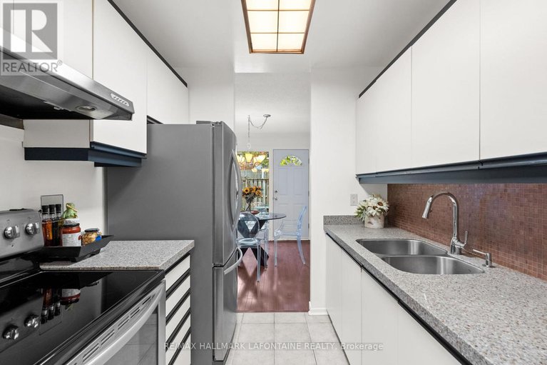 28928630/190-125-the-rockery-private/carson-meadows/ottawa/ontario/K1K3Y5_8