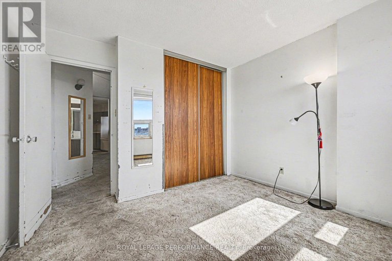 29635212/610-900-dynes-road/carleton-square/ottawa/ontario/K2C3L6_15