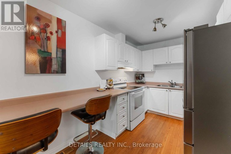 28770609/70-43-stokes-crescent/glencairnhazeldean/ottawa/ontario/K2L2Z5_11