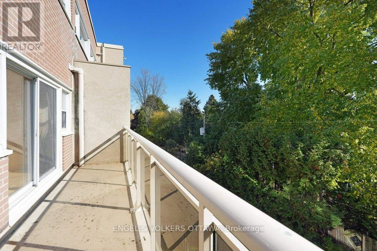 29053072/216-12-corkstown-road/lakeview-park/ottawa/ontario/K2H5B3_34