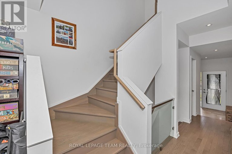 28504001/522-borbridge-avenue/riverside-southgloucester-glen/ottawa/ontario/K4M0H9_20