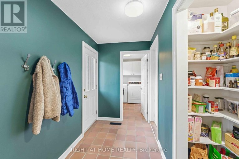 29633174/45-banting-way/beaverbrook/ottawa/ontario/K2K1P7_22