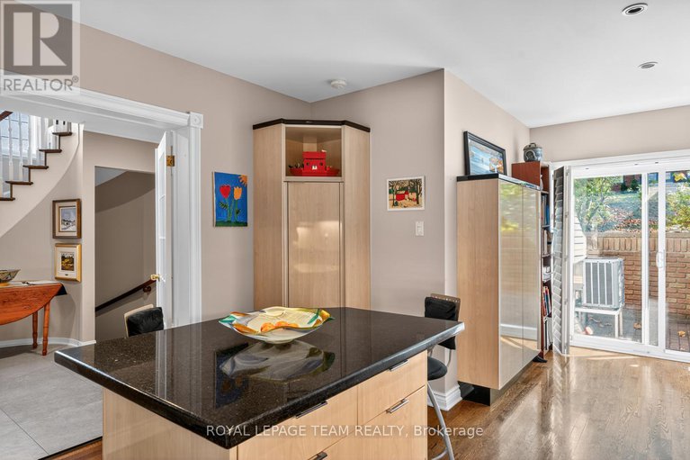 28984788/19-bittern-court/rockcliffe/ottawa/ontario/K1L8K9_8