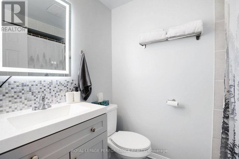 28529208/201-1500-bank-street/ottawa/ontario/K1H7Z2_22