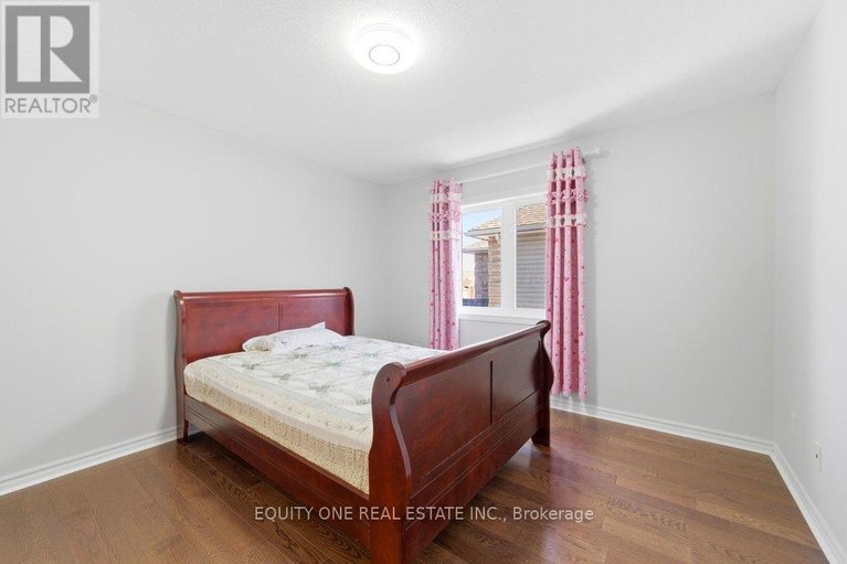 29590568/240-trailgate-street/riverside-southgloucester-glen/ottawa/ontario/K1V0Z9_32