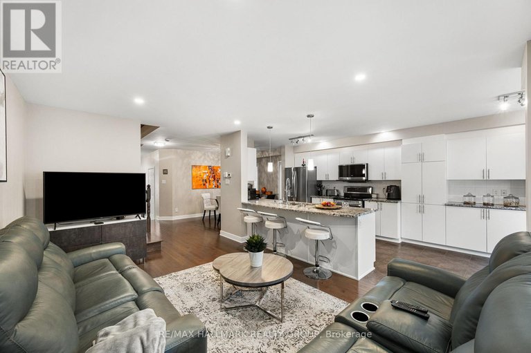 29150992/311-travis-street/mer-bleuebradley-estatesanderson-park/ottawa/ontario/K1W0E5_10