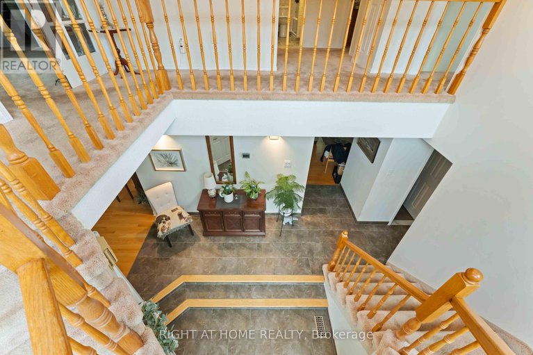 28795701/730-canary-street/navan/ottawa/ontario/K4B1H4_18