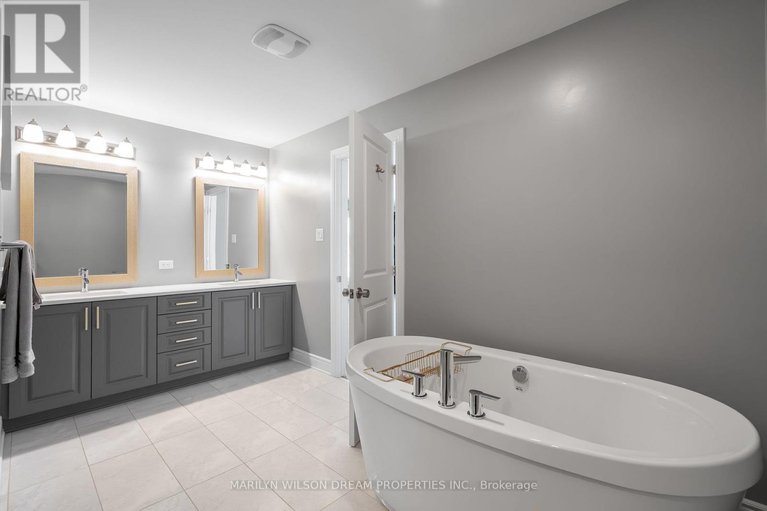 28034591/43-angel-heights/stittsville-south/ottawa/ontario/K2S2N2_31