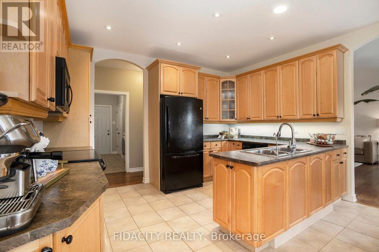 28851560/16-canadian-drive/remainder-of-stittsville-area/ottawa/ontario/K0A1B0_15