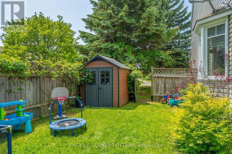 28419048/92-markland-crescent/barrhaven-east/ottawa/ontario/K2G5Z7_38