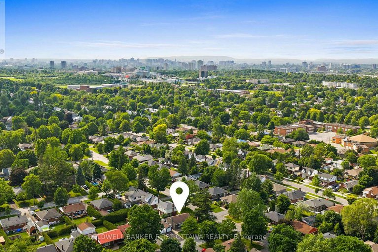 28466131/2024-corry-street/elmvale-acres/ottawa/ontario/K1G2M5_43