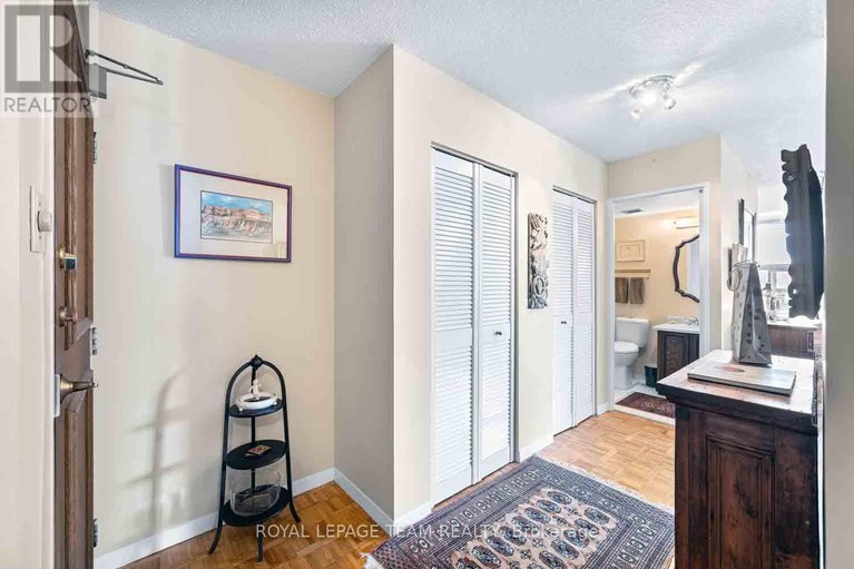 28499286/804-40-arthur-street/west-centre-town/ottawa/ontario/K1R7T5_5
