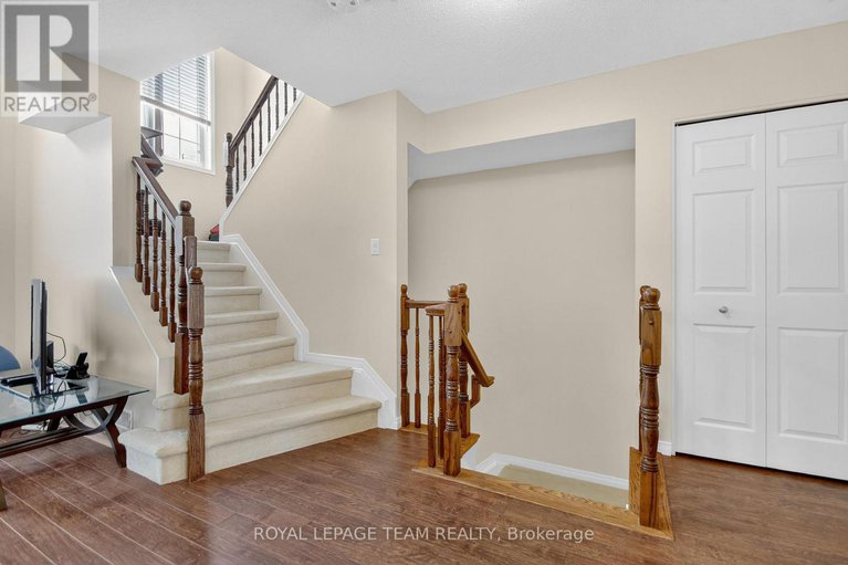 29406960/145-wharhol-private/westcliffe-estates/ottawa/ontario/K2H1G5_31