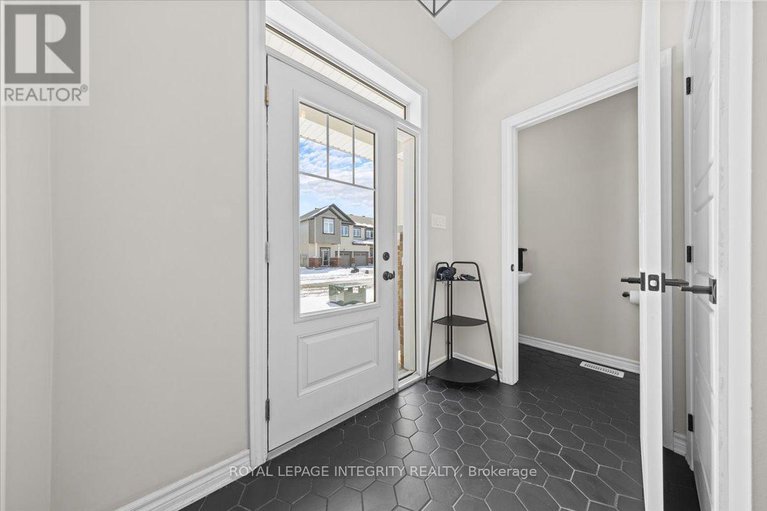 28608346/355-crossway-terrace/stittsville-north/ottawa/ontario/K2S2Z3_4