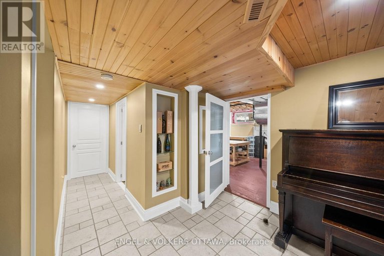 29610201/1105-edward-street/manotick-long-island-nicholls-island/ottawa/ontario/K4M1G8_24