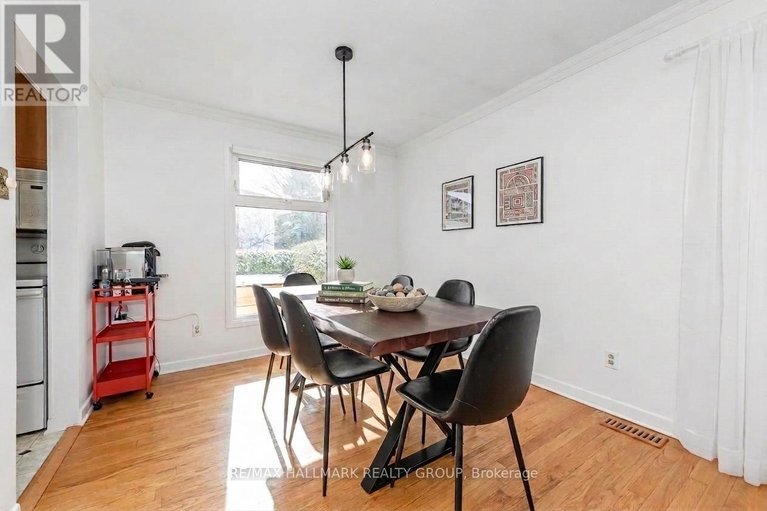 29665660/20-mulvagh-avenue/borden-farmstewart-farmcarleton-heightsparkwood-hills/ottawa/ontario/K2E6M6_10