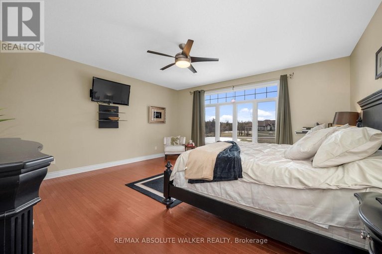 29487630/8134-adam-baker-way/osgoode-twp-north-of-reg-rd-6/ottawa/ontario/K0A2P0_22