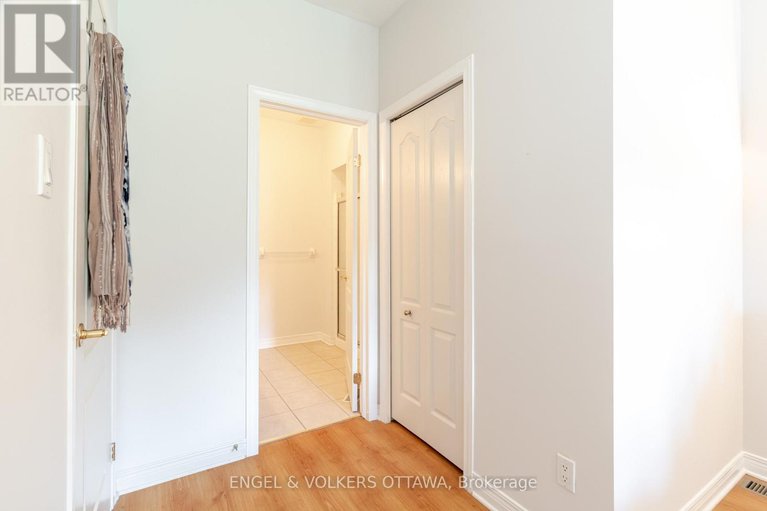 29045611/60-sable-run-drive/stittsville-central/ottawa/ontario/K2S1W7_18