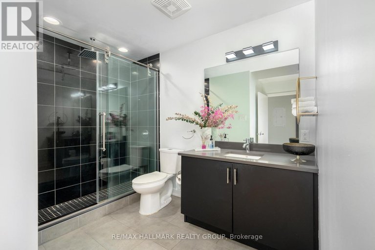 28801639/2701-195-besserer-street/sandy-hill/ottawa/ontario/K1N0B6_22