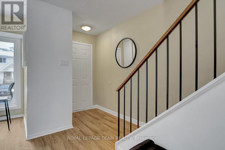 29253147/47-mcdermot-court/katimavik/ottawa/ontario/K2L3V5_5