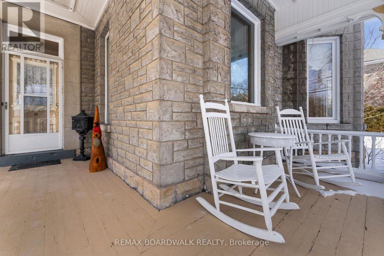 29405267/532-st-lawrence-street/winchester/north-dundas/ontario/K0C2K0_3