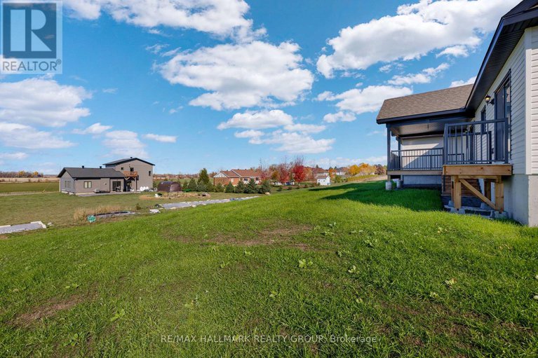 29131467/208-trudeau-crescent/russell-twp/russell/ontario/K4R1E5_26