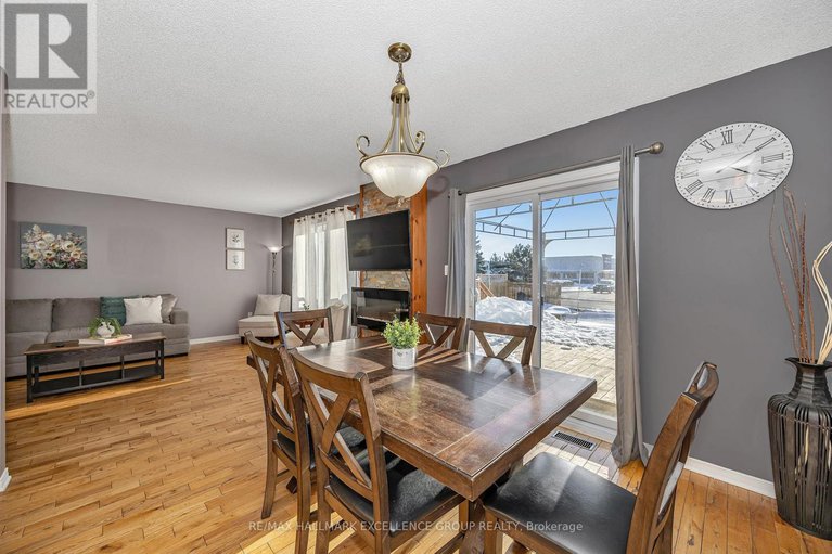 29430076/3317-elie-street/town-of-rockland/clarence-rockland/ontario/K4K1S1_19