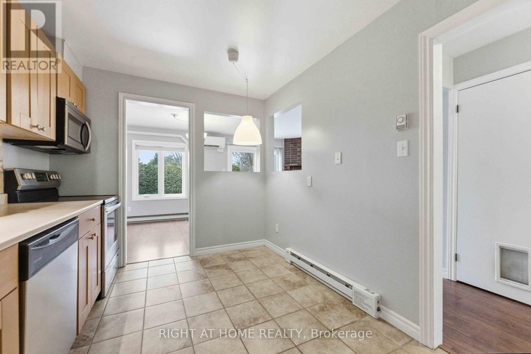 29541775/4-chisholm-court/beaverbrook/ottawa/ontario/K2K1E2_13