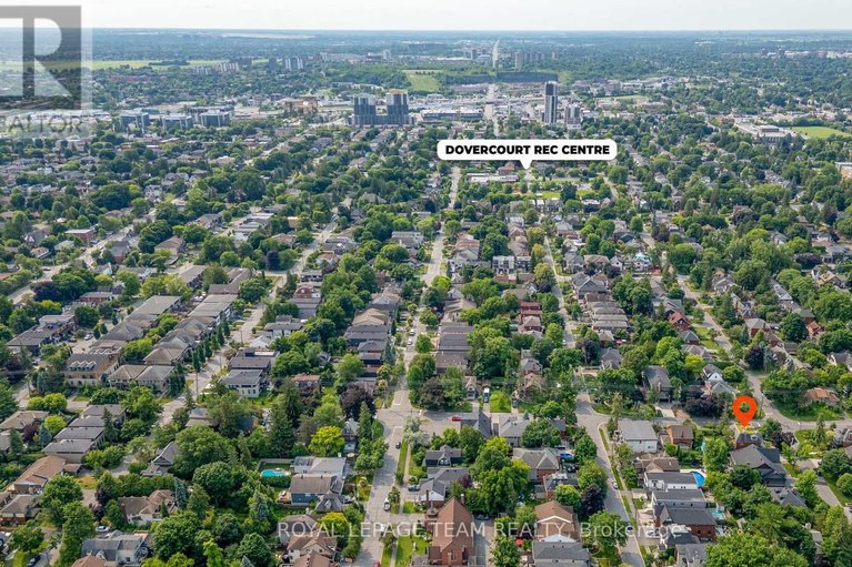 29616442/483-golden-avenue/mckellarhighland/ottawa/ontario/K2A2E4_50