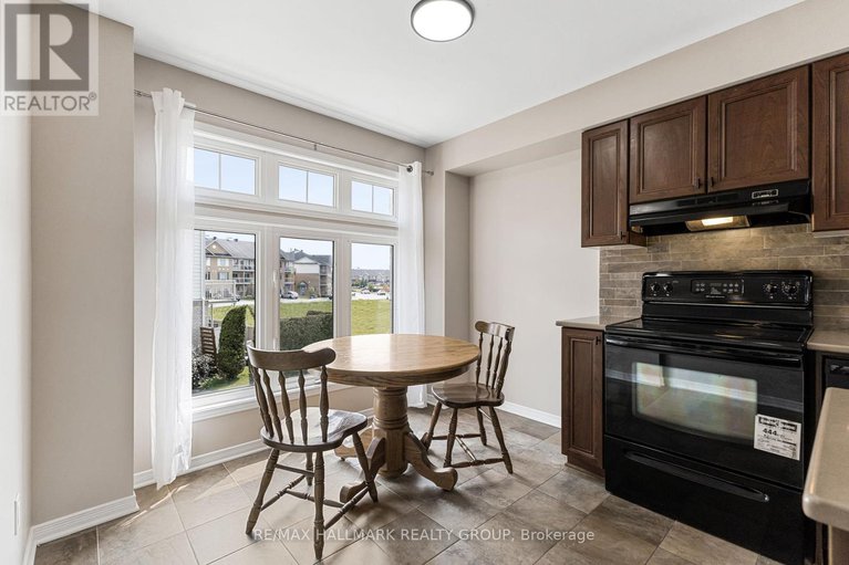 28482791/253-stroget-private/merivale-industrial-parkcitiplace/ottawa/ontario/K2E0A9_8