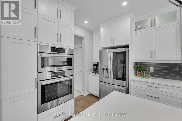 28498847/215-blackhorse-drive/north-grenville-twp-kemptville-south/north-grenville/ontario/K0G1J0_6