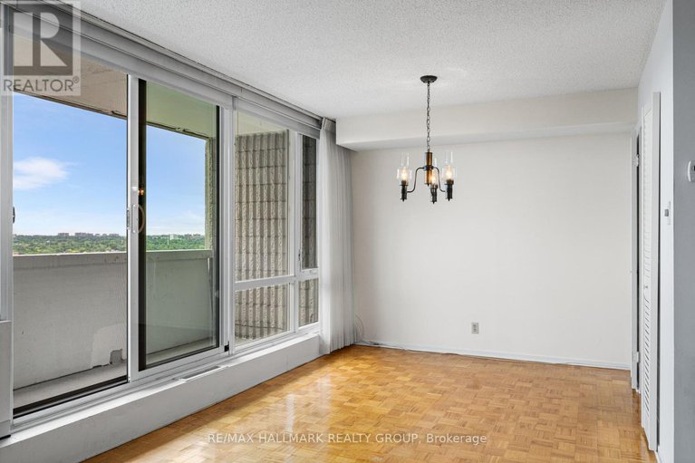 28493971/2103-2625-regina-street/britannia/ottawa/ontario/K2B5W8_8