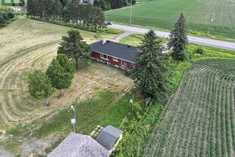 28615407/6050-old-richmond-road/south-of-fallowfield-road/ottawa/ontario/K0A2Z0_2