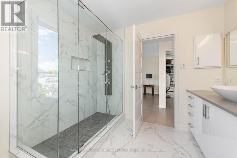 28808790/228-onyx-crescent/town-of-rockland/clarence-rockland/ontario/K4K0H5_27