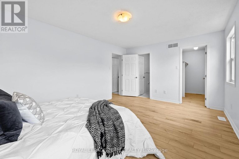 29041198/381-moffatt-pond-court/cedargrovefraserdale/ottawa/ontario/K2J0C9_21