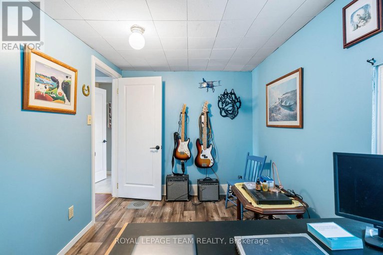 29158073/11509-queen-street/north-dundas-mountain-twp/north-dundas/ontario/K0E1J0_20