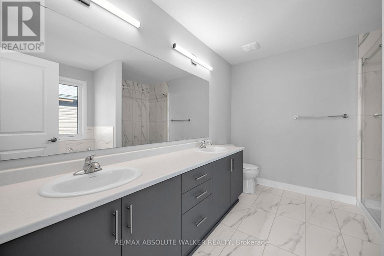 29201524/584-paakanaak-avenue/blossom-parkkemp-parkfindlay-creek/ottawa/ontario/K1X0J6_32