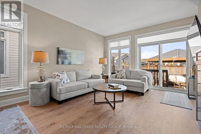 29046971/211-maygrass/remainder-of-stittsville-area/ottawa/ontario/K2S2K5_12