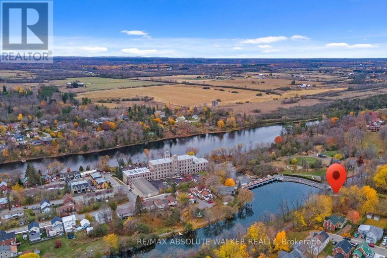 29162989/40-thomas-street/almonte/mississippi-mills/ontario/K0A1A0_34