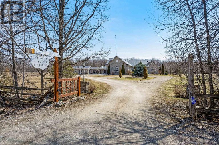 29602825/1111-west-shore-drive/drummond-n-elmsley-drummond-twp/drummondnorth-elmsley/ontario/K7H3C8_1