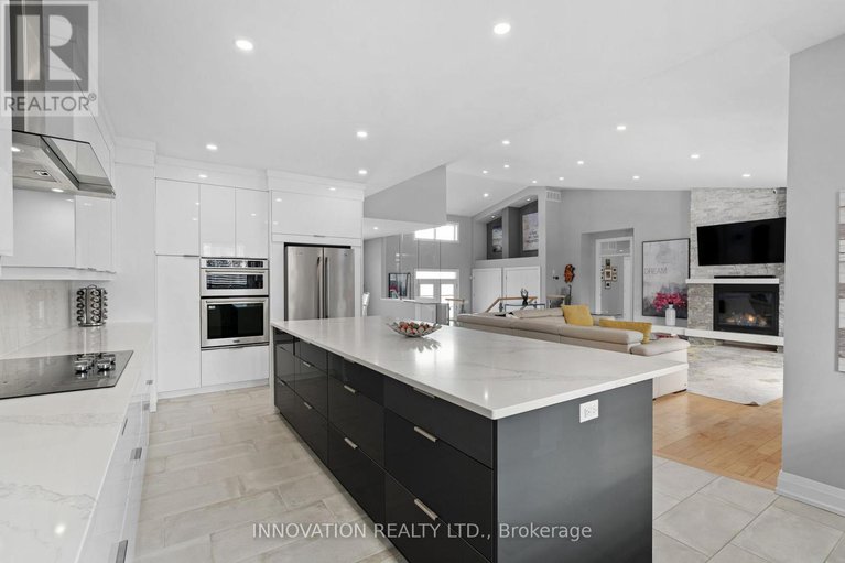 28471755/651-ballycastle-crescent/riverside-south/ottawa/ontario/K1X0A3_19