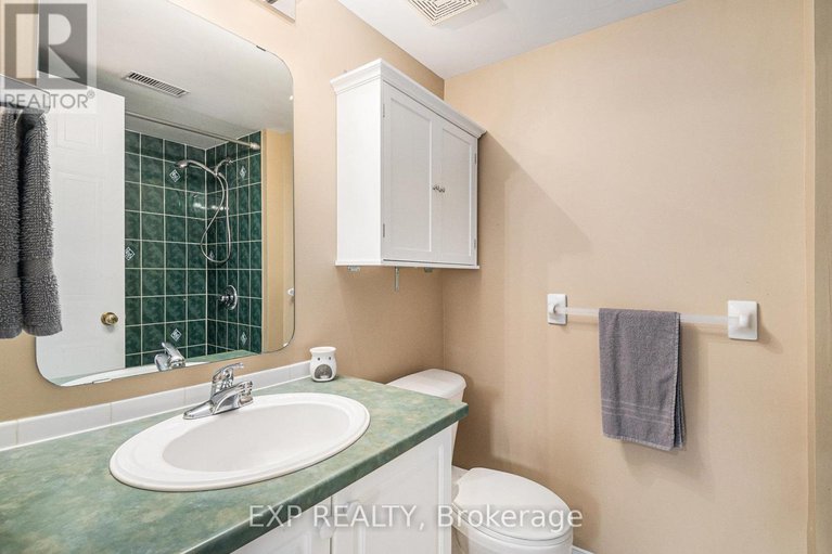 29328131/74-lakepointe-drive/avalon-east/ottawa/ontario/K4A5E5_21