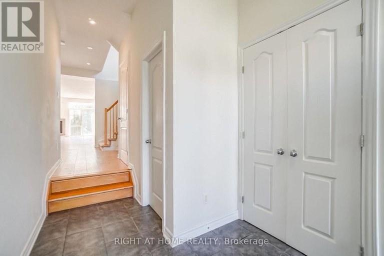 29262424/1074-northgraves-crescent/emerald-meadowstrailwest/ottawa/ontario/K2M0C6_4